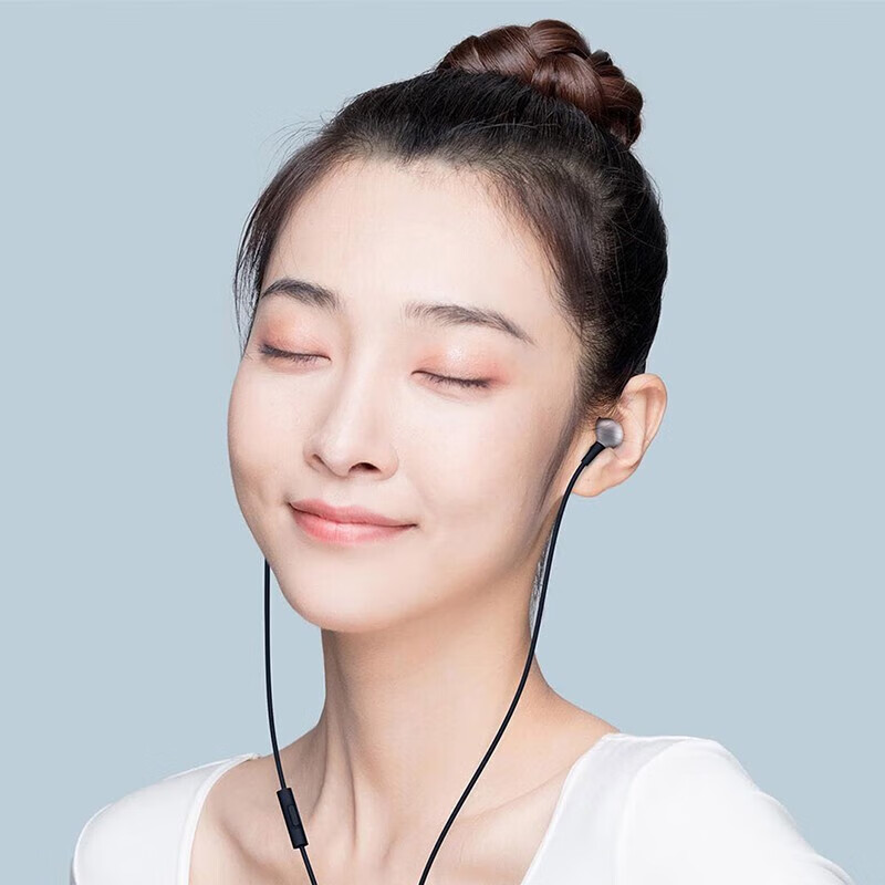 Original Xiaomi Capsule Earpho - огляд і ціна Outdoor Power Outlet Waterproof